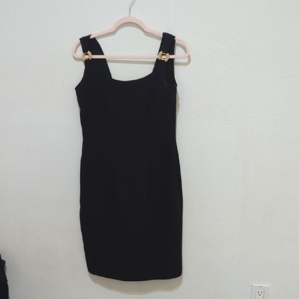 Jones New York Elegant Black Mini Dress with Gold Details